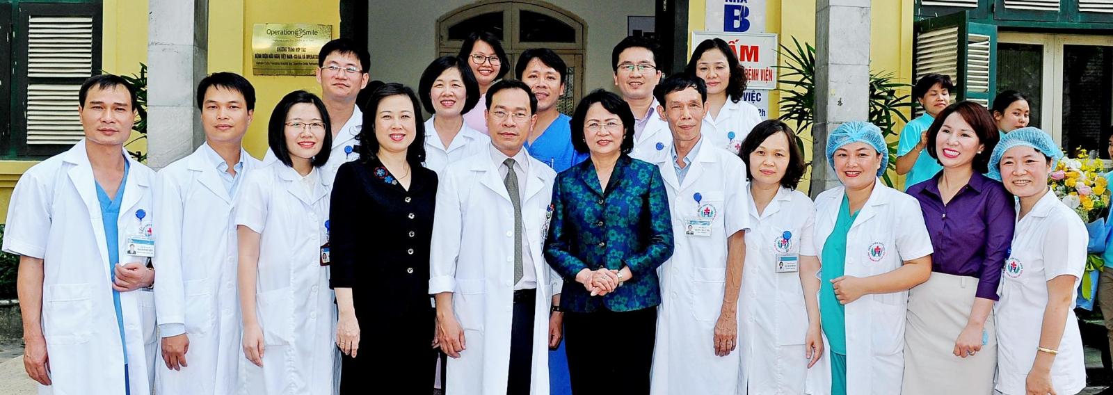 ảnh nền  bv